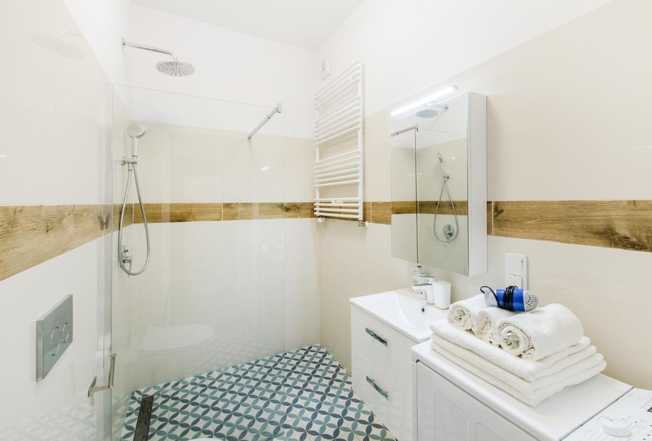 Wroclaw Central City Apartments- Self Check-In 24H, Wifi ภายนอก รูปภาพ