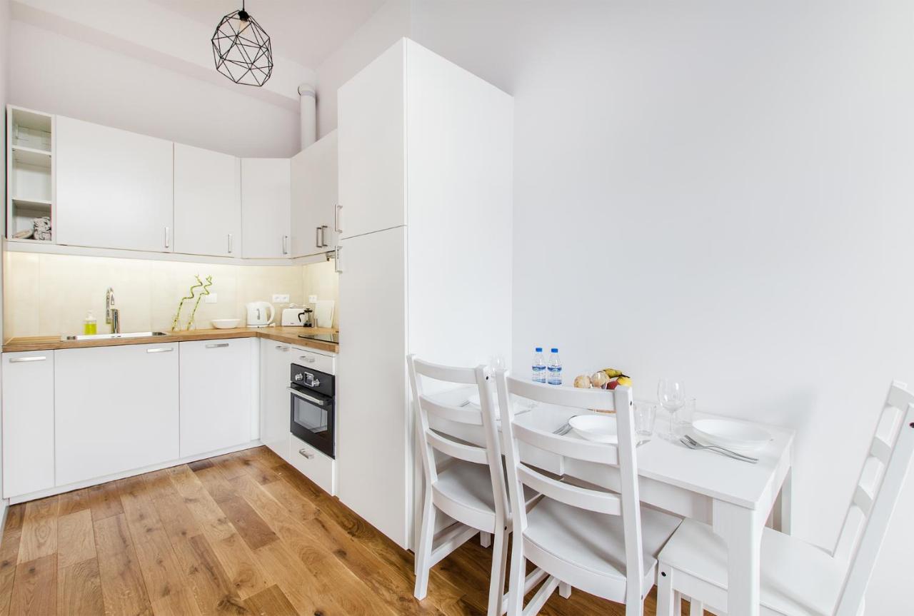 Wroclaw Central City Apartments- Self Check-In 24H, Wifi ภายนอก รูปภาพ